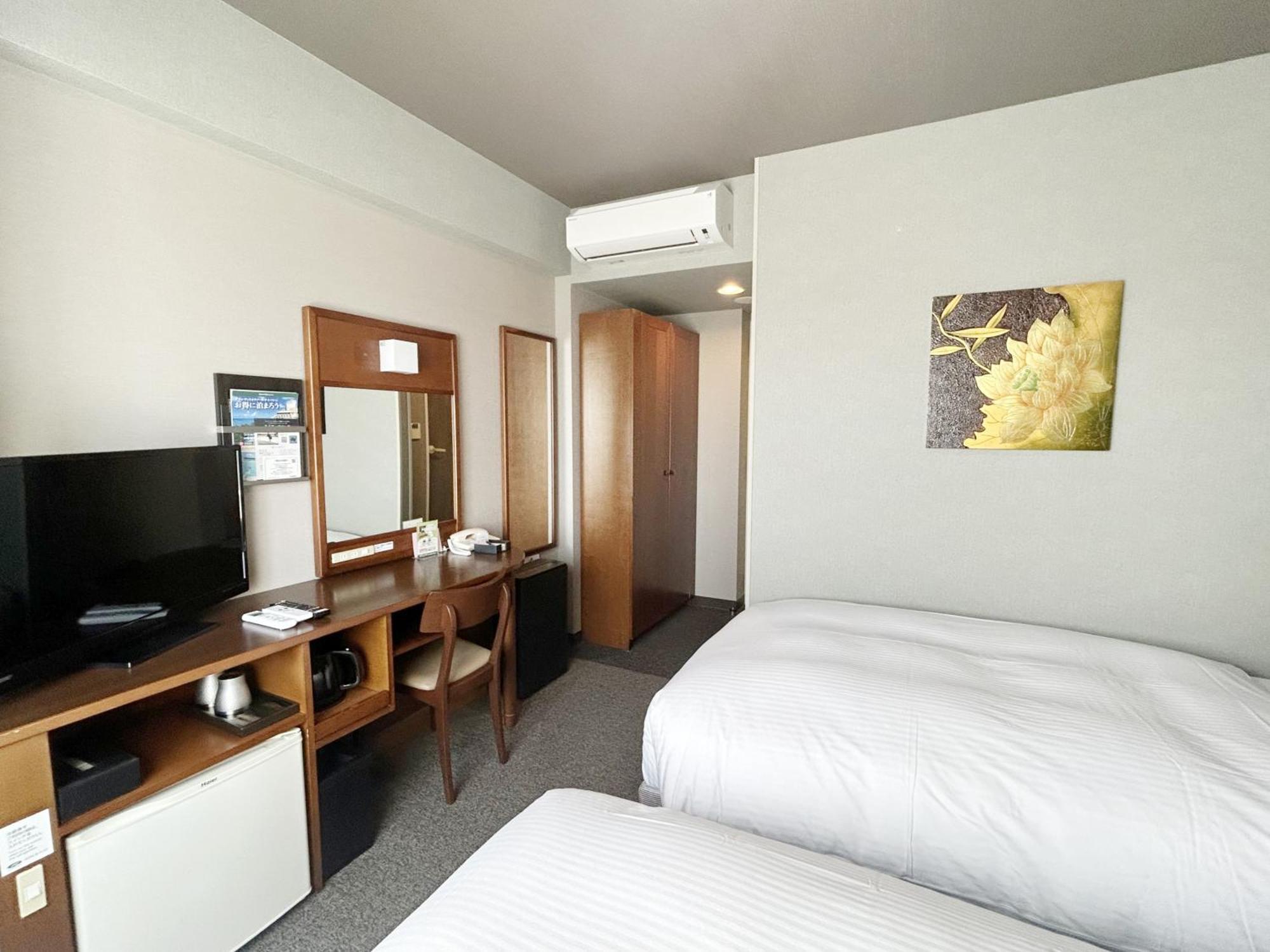 Hotel Route-Inn Iwata Inter Екстериор снимка