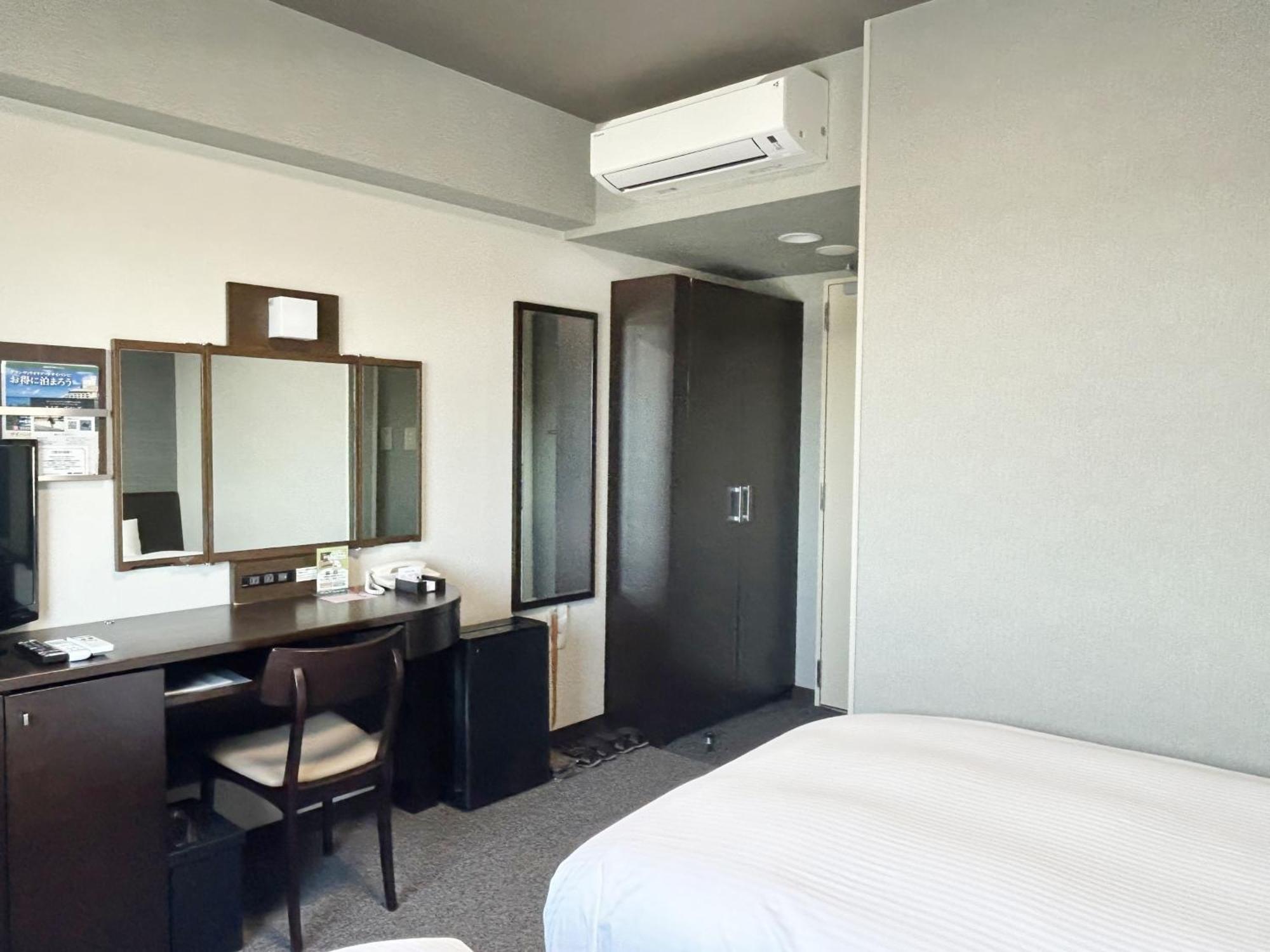 Hotel Route-Inn Iwata Inter Екстериор снимка